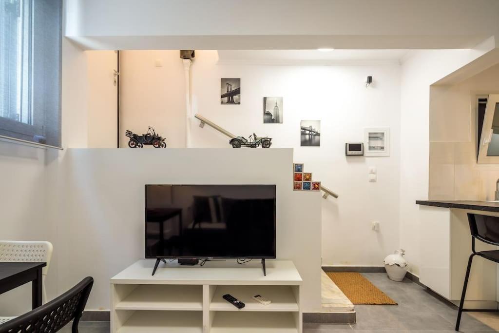 Hilton Area Brand New Comfortable Apartment Ateny Zewnętrze zdjęcie