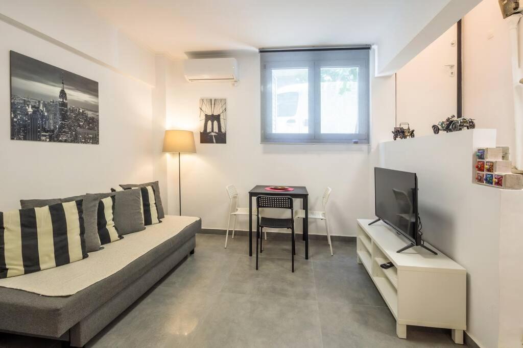 Hilton Area Brand New Comfortable Apartment Ateny Zewnętrze zdjęcie
