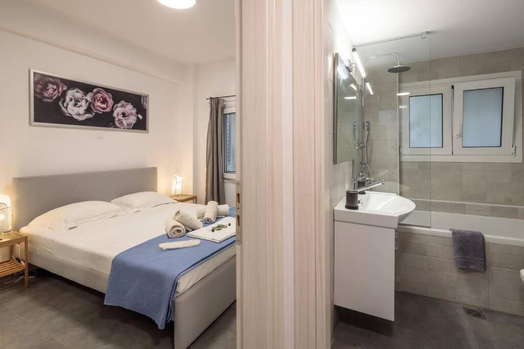 Hilton Area Brand New Comfortable Apartment Ateny Zewnętrze zdjęcie