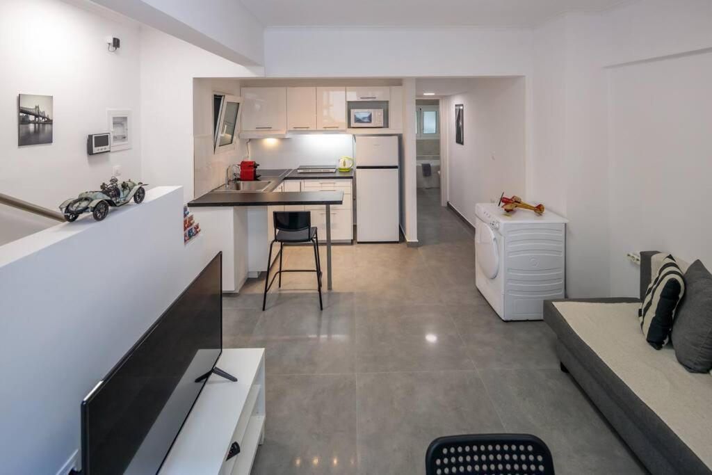 Hilton Area Brand New Comfortable Apartment Ateny Zewnętrze zdjęcie